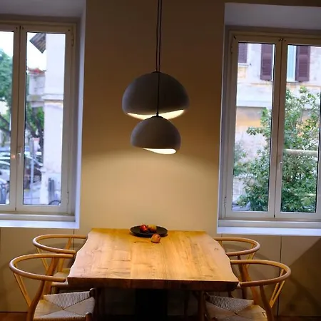 Es Apartment *