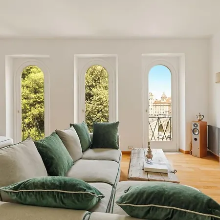 Trilussa Stylish Penthouse * Rome