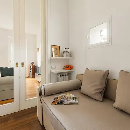 Trilussa Stylish Penthouse *
