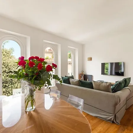 Trilussa Stylish Penthouse * Rome
