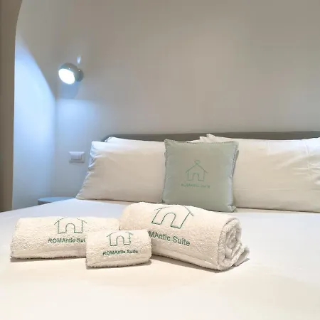 Apartment Luxury House & Secret Garden - Strategic Location, 100m To Metro B *