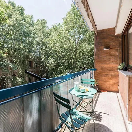 The Rent - In Trastevere Area Apartment