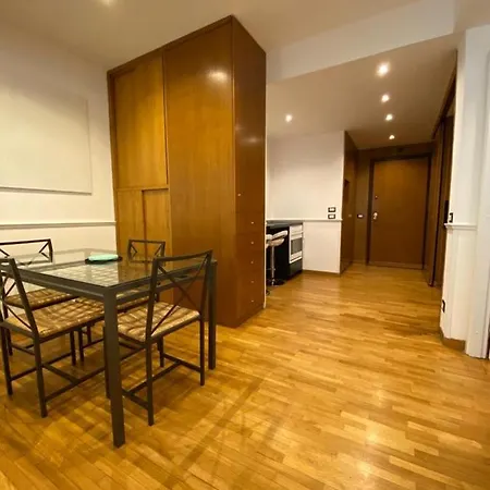 Giulio Cesare House