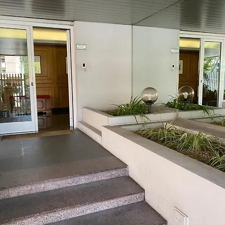 Giulio Cesare House Apartmán *