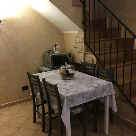 Enza-home-in-roma Rome