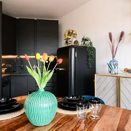 Appartement Rooftop Porretta Citta Giardino Check-in From 3 Pm To 10 Pm *