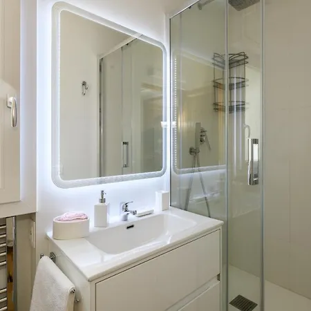 Appartement Rooftop Porretta Citta Giardino Check-in From 3 Pm To 10 Pm Rome