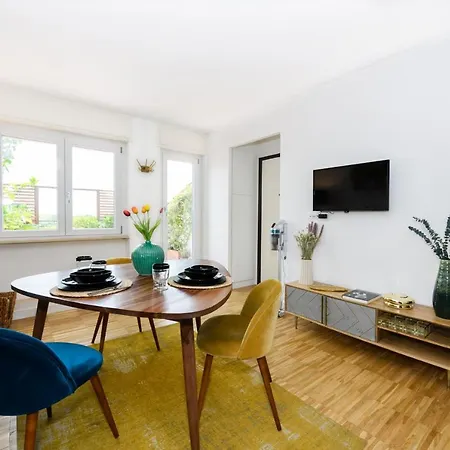 Rooftop Porretta Citta Giardino Check-in From 3 Pm To 10 Pm Appartement *