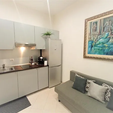 Fontana Di Trevi - Historic Center Apartment * Rome