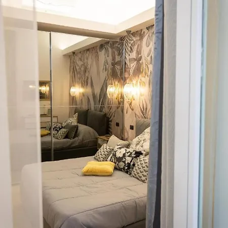 Solferinonove Apartment