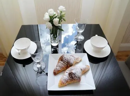 Bq House Colosseum Luxury Rooms 3*