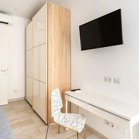 Apartament First Floor *