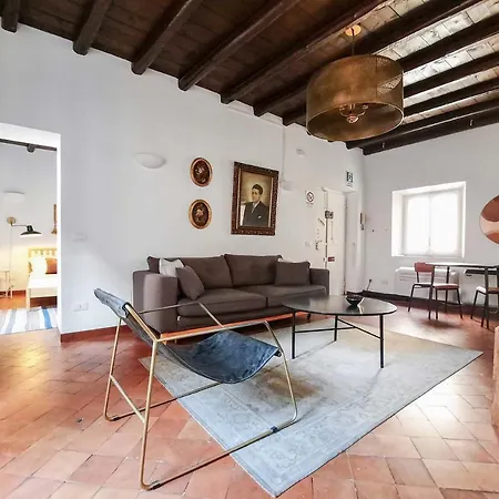 Cozy Flat Near Castel S. Angelo * Rome