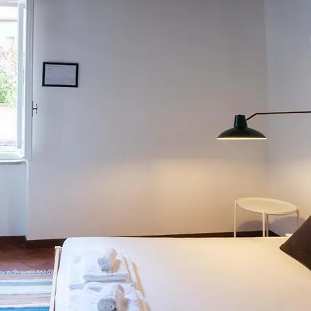 Cozy Flat Near Castel S. Angelo * Rome