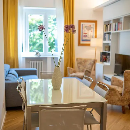 La Casa Di Livia Apartment *