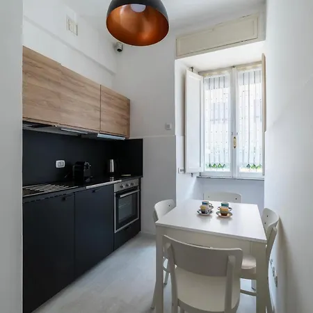Colosseo Honey Apartment Rome