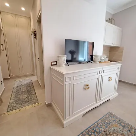 Della Vite 27 Apartment