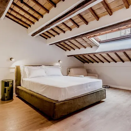 - Vittoria Palace