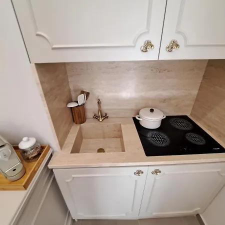 Apartment Della Vite 27 *