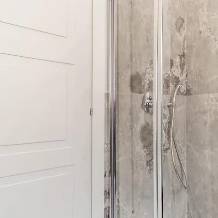 Apartamento - Vittoria Palace Roma