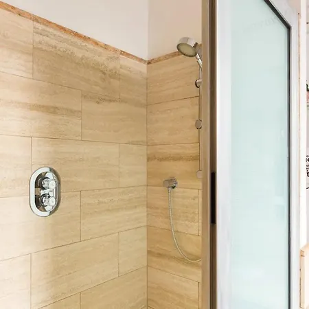 Naiadis Apartamento