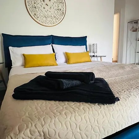 Eur Apartment *