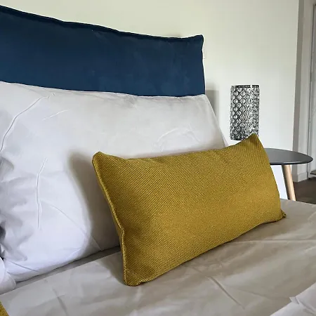 Eur Apartment