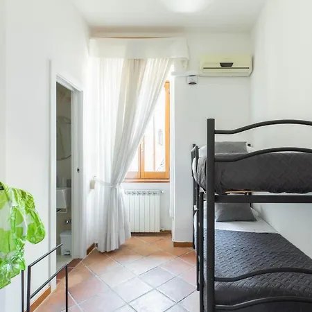 Iflat Pantheon's Roomy And Friendly Apartamento