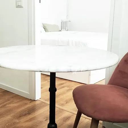 Germanico Apartment *