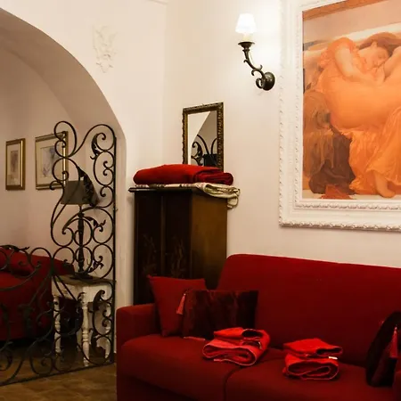 Grove House Roma