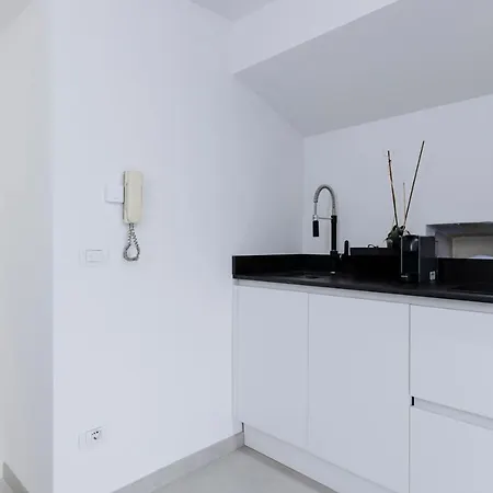 Pantheon Experience Apartment