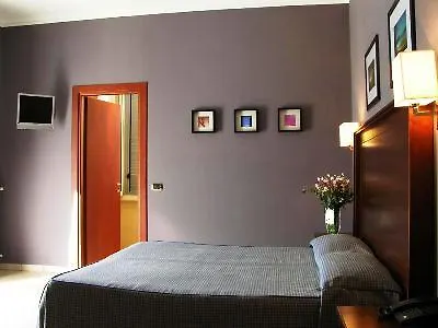 Hotel Taormina 2*