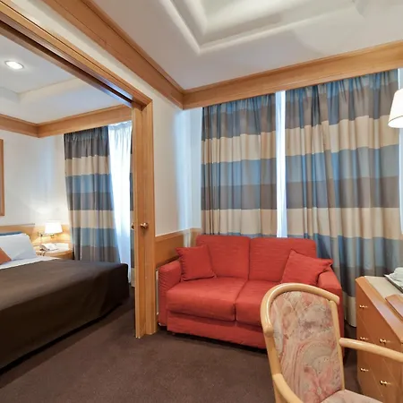 White Hotel 4*