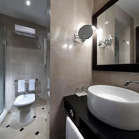 Exe International Palace 4*