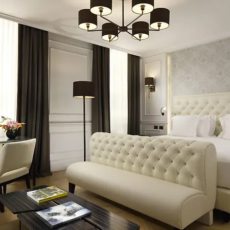 Splendide Royal - The Leading Of The World