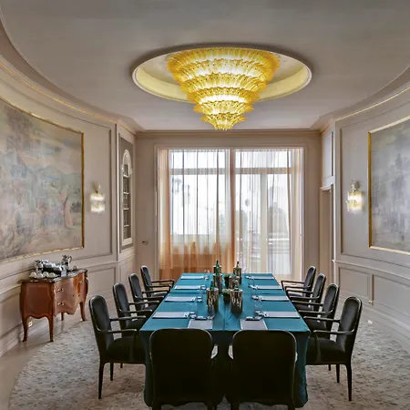 Hassler Hotel 5*