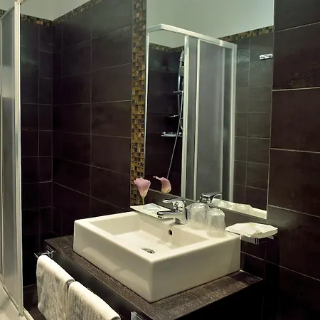 Catone District Hotel 3*