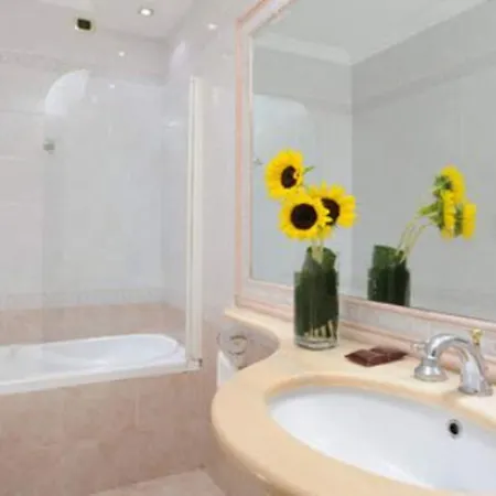 Lh Grand Hermitage Roma
