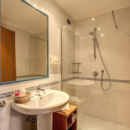 Hotel San Remo 3*