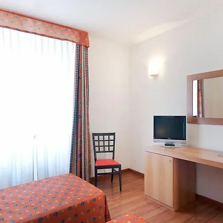 San Remo Hotel 3*