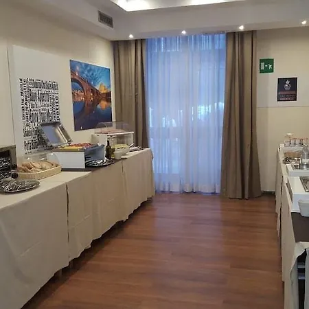 San Remo Hotel 3*