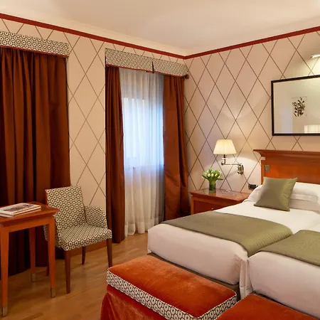 Starhotels Metropole Hotel 4*