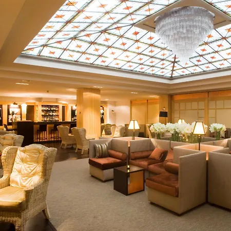 Starhotels Metropole Hotel