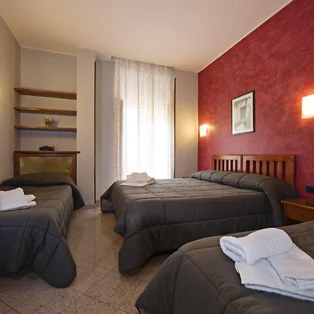 Ercoli House Hotel 2*