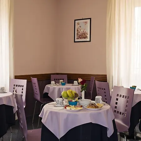 Ercoli House 2*