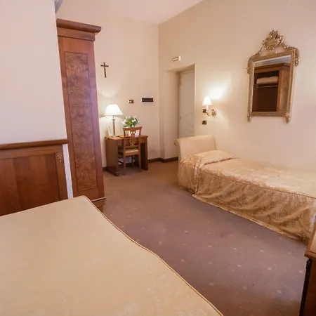 Hosianum Palace Affittacamere 3*