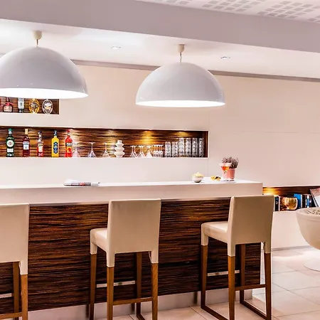 The Caesar Hotel 4*