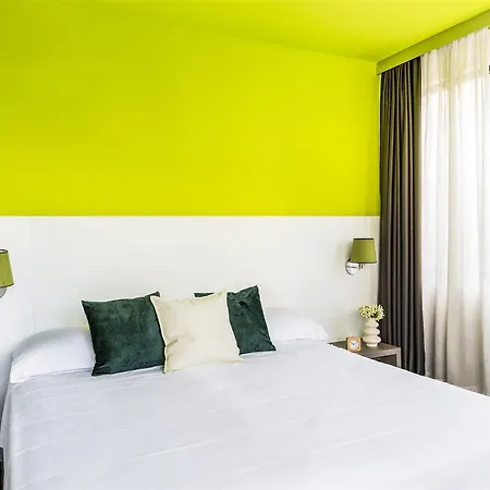 Pisana 4*