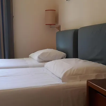 Crosti Hotel Rome