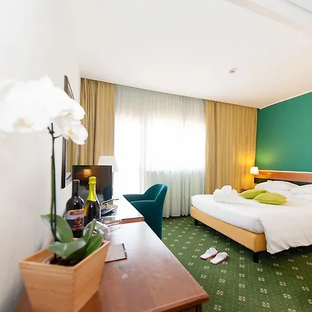 Hotel Bv Oly